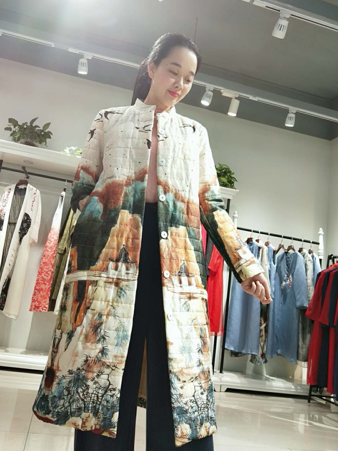 秋冬女装尾货进货渠道端庄气质女装品牌折扣服装货源 秋冬女装尾货进货渠道端庄气质女装品牌折扣服装货源